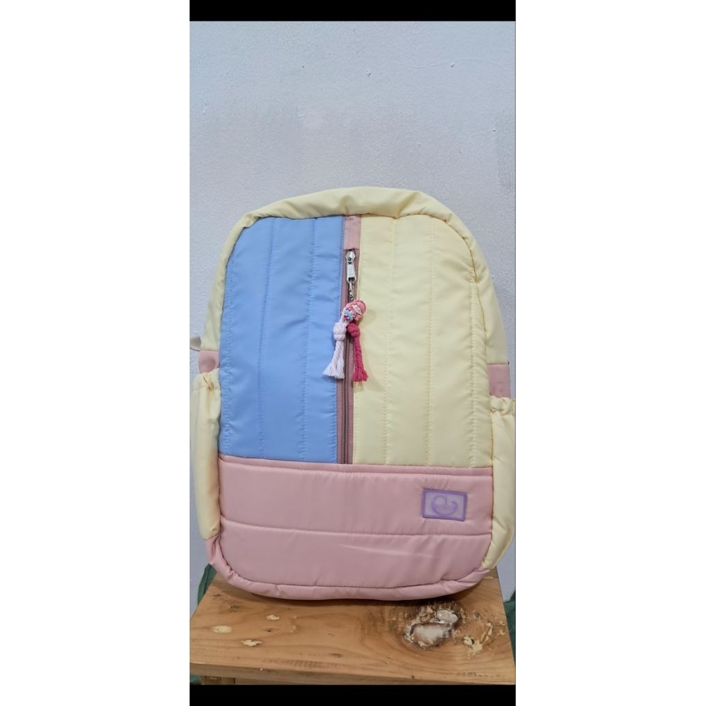 Preloved Tas Ransel Wanita Kuliah Sekolah (lihat desc)