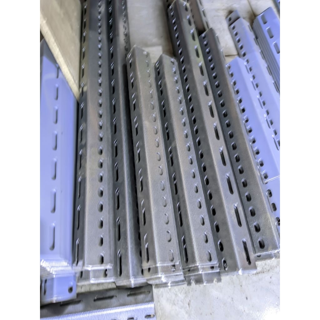 BESI SIKU LUBANG 3,5x3,5x1,2 MM ISI 2 PCS