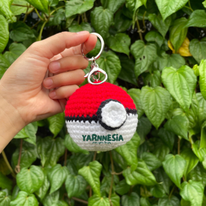 Gantungan Kunci Pokemon Ball Rajutan