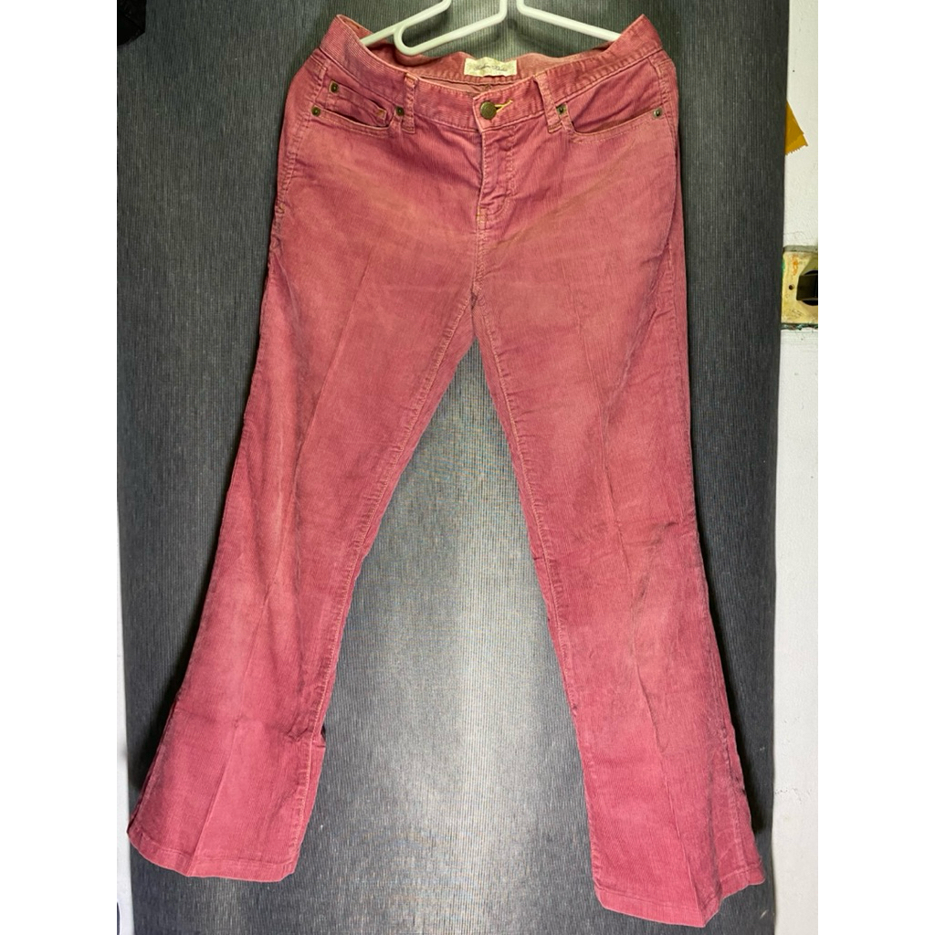 Preloved - Celana Corduroy Wanita