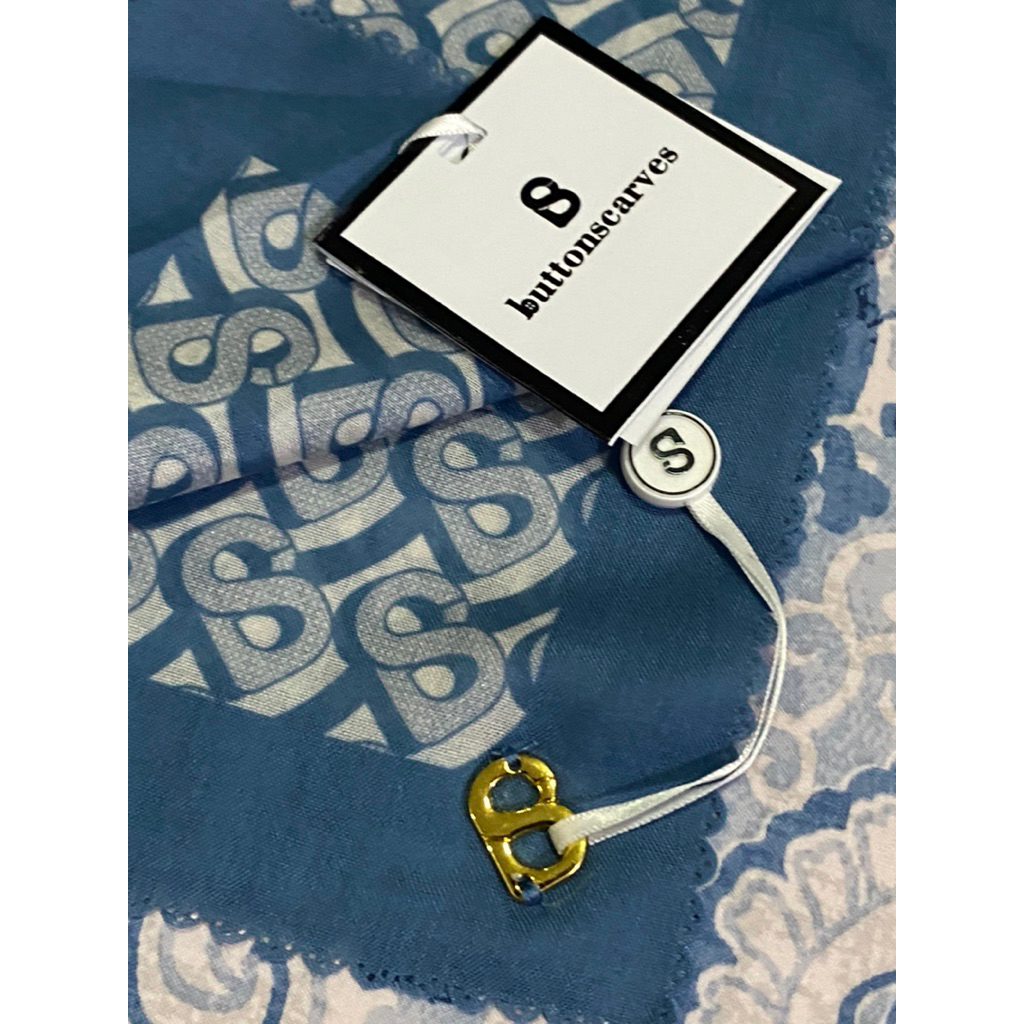 Faded denim as is item Buttonscarves seri Bimu baru tanpa boks