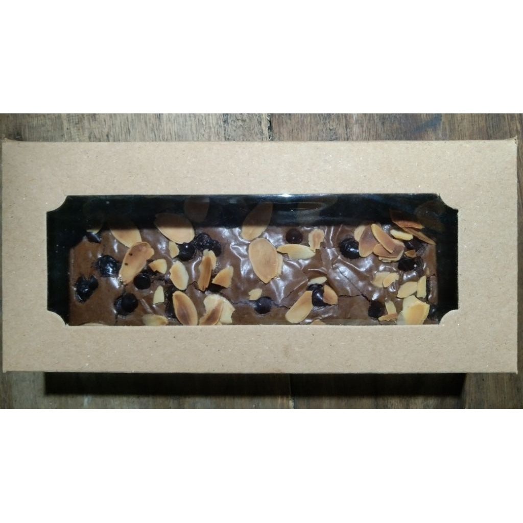 

Fudgy brownies ukuran 20×10cm 20×20cm premium