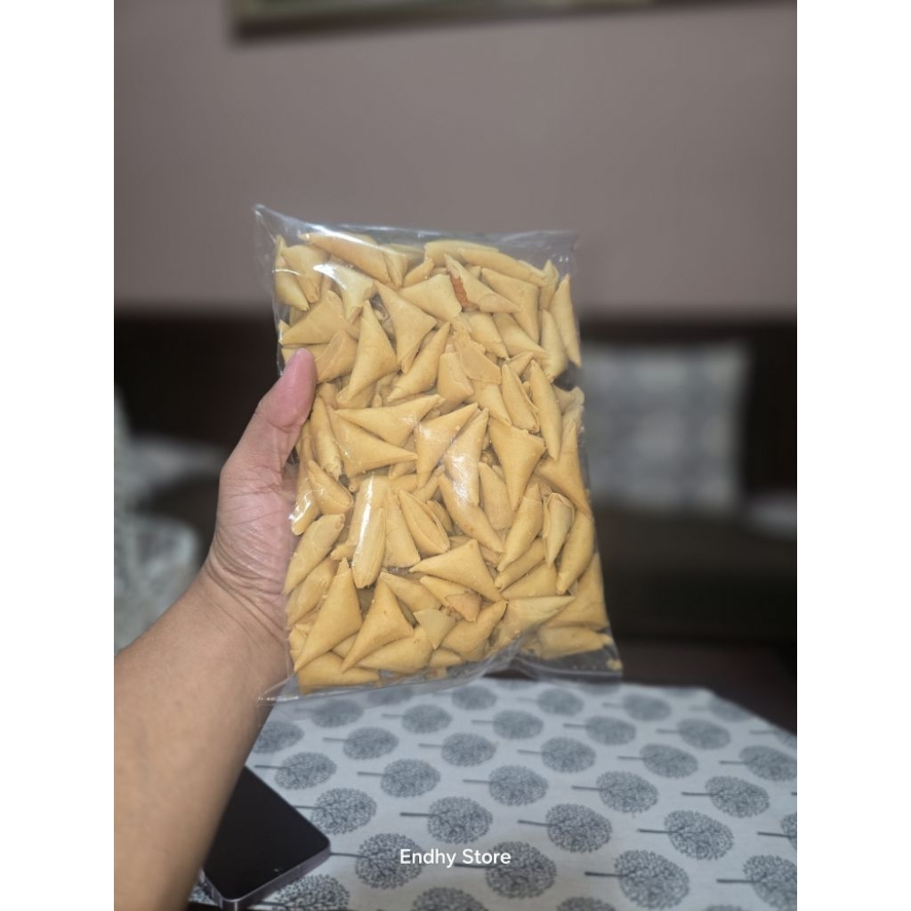 

SAMOSA SARI KAYA MANIS GURIH KEMASAN 500 GRAM