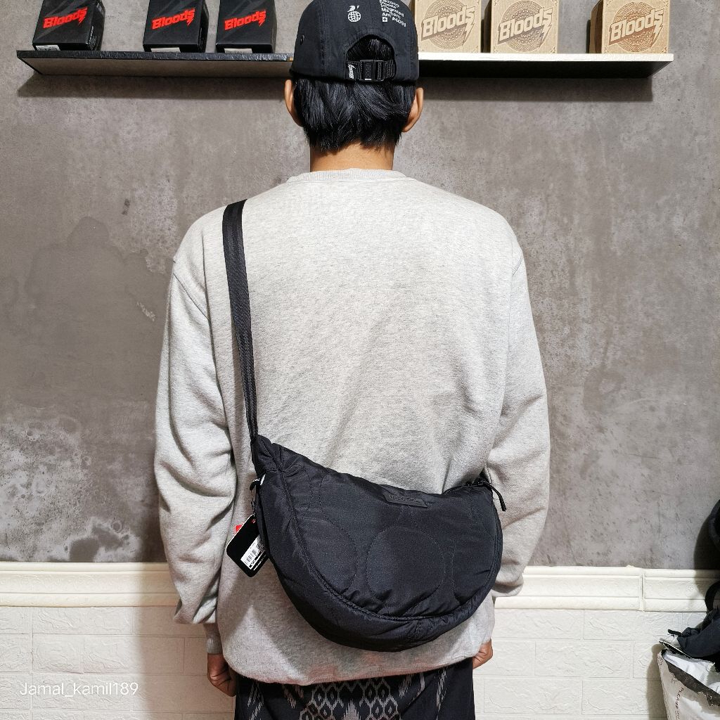 TAS SELEMPANG WAISTBAG BLOODS ZYRA BLACK ORIGINAL.