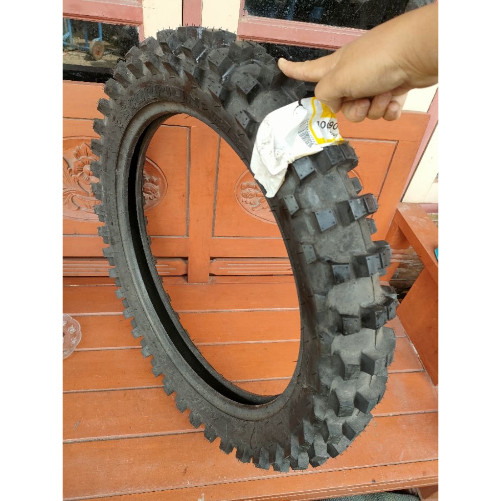 Ban ring 19 100/90 Pirelli mx32 tubetype THN produksi 2018