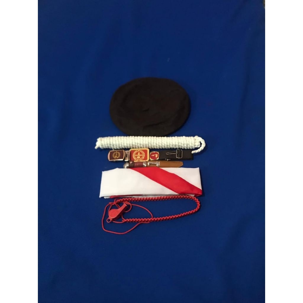 Perlengkapan Pramuka khusus laki-laki SD SMP,  Set Peralatan Pramuka laki-laki lengkap