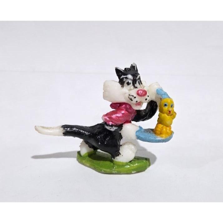 topper tweety sylvester jr. looney tunes merrie melodies warner bros yellow chick chicken space jam 