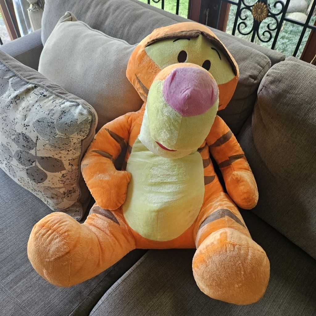 Boneka Tiger Besar