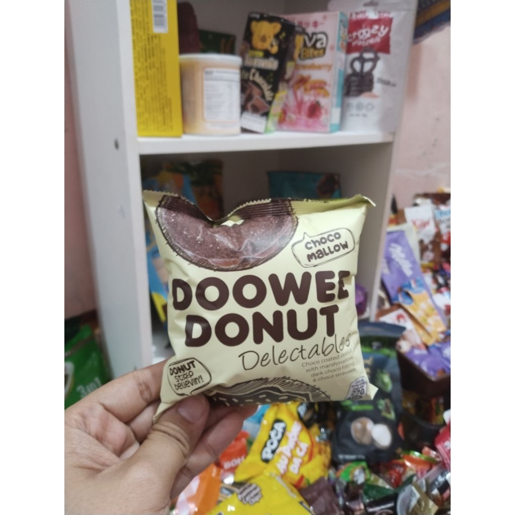 

Dowee donut piliphine