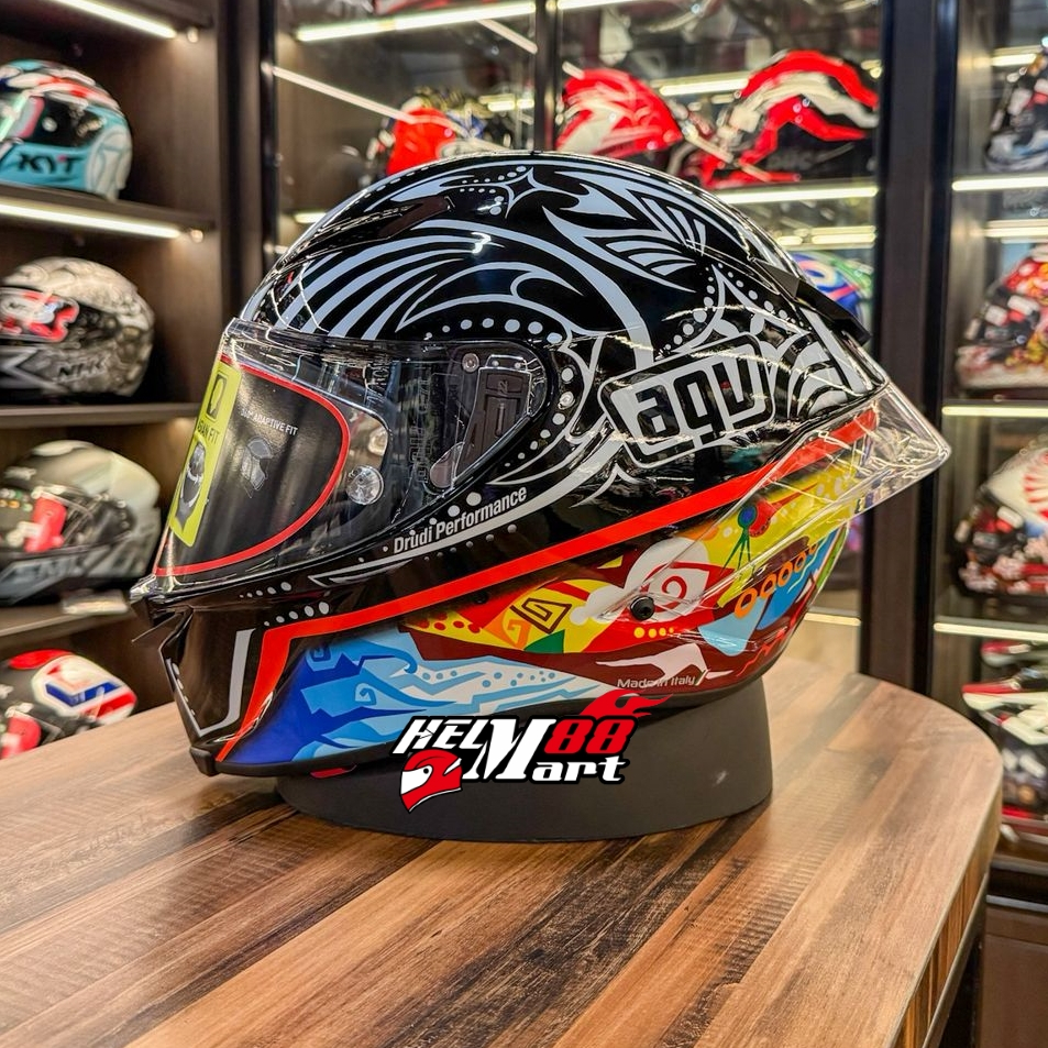 AGV PISTA GPRR ROSSI WORLD TITTLE 2002 Helm AGV GP RR GP-RR Valentino Rossi AGV LIMITED EDITION