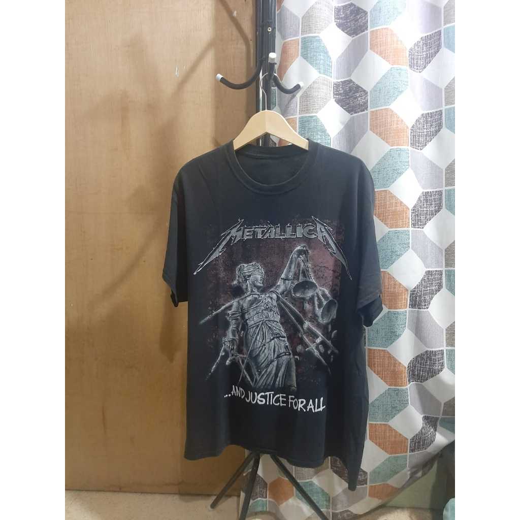 Metallica Official-Kaos Katun Band Metallica Official Warna Hitam Unisex