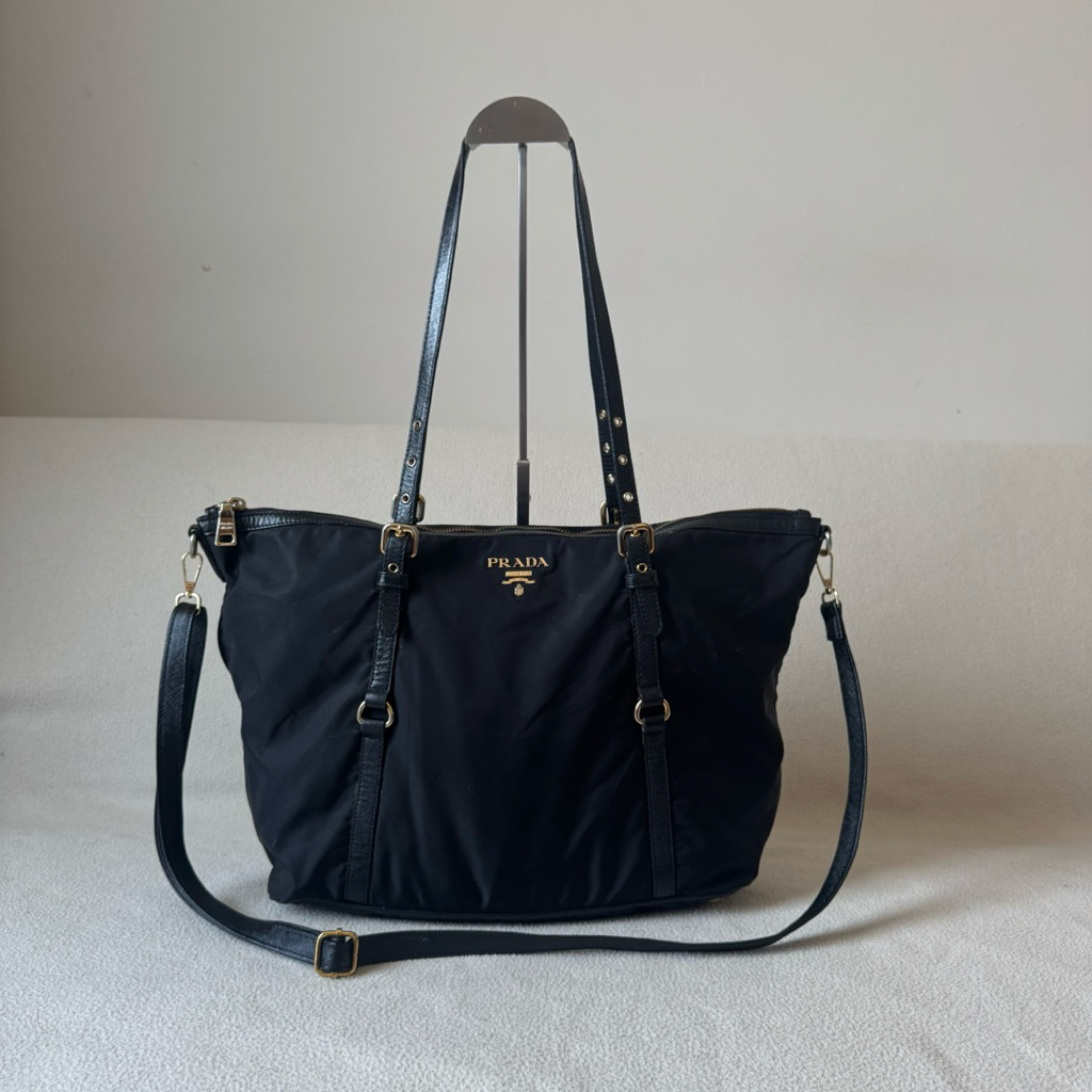 PRADA NYLON TOTE BAG PRELOVED