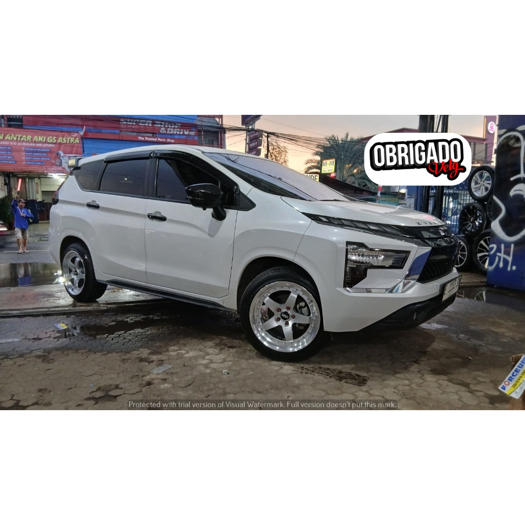 PAKETAN VELG DAN BAN MOBIL EXPANDER R18 HSR BOB + BAN ACCELERA PHI R 225 50 R18