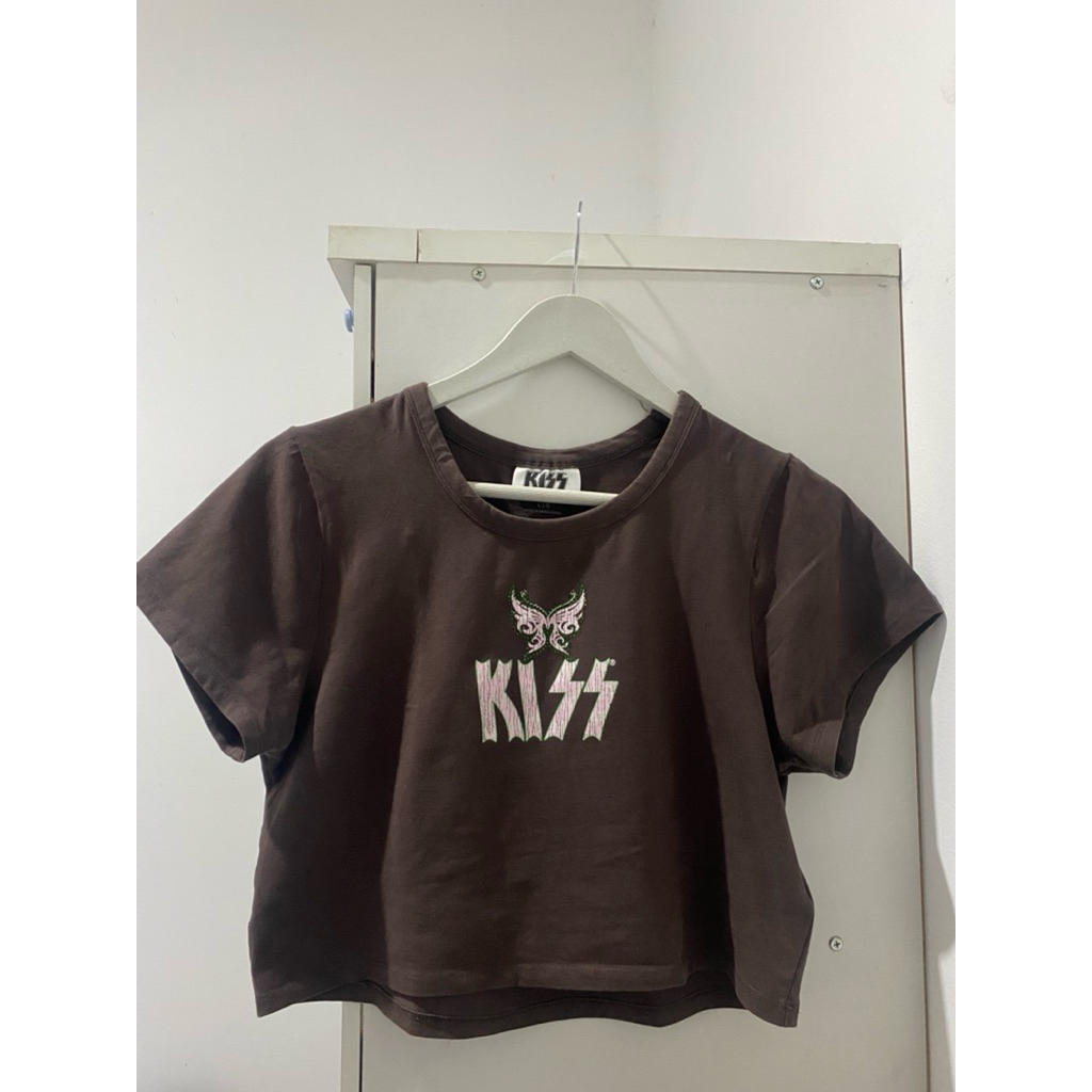 [preloved] Baju Kaos Crop Top Lengan Pendek