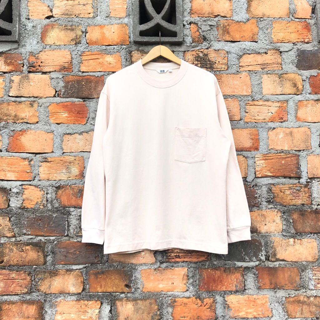 Uniqlo U Pocket Longsleeve Cream