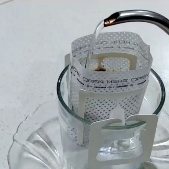 

DRIP BAG COFFEE TEMANGGUNG SIAP SEDUH 15 GRAM PER SACHET