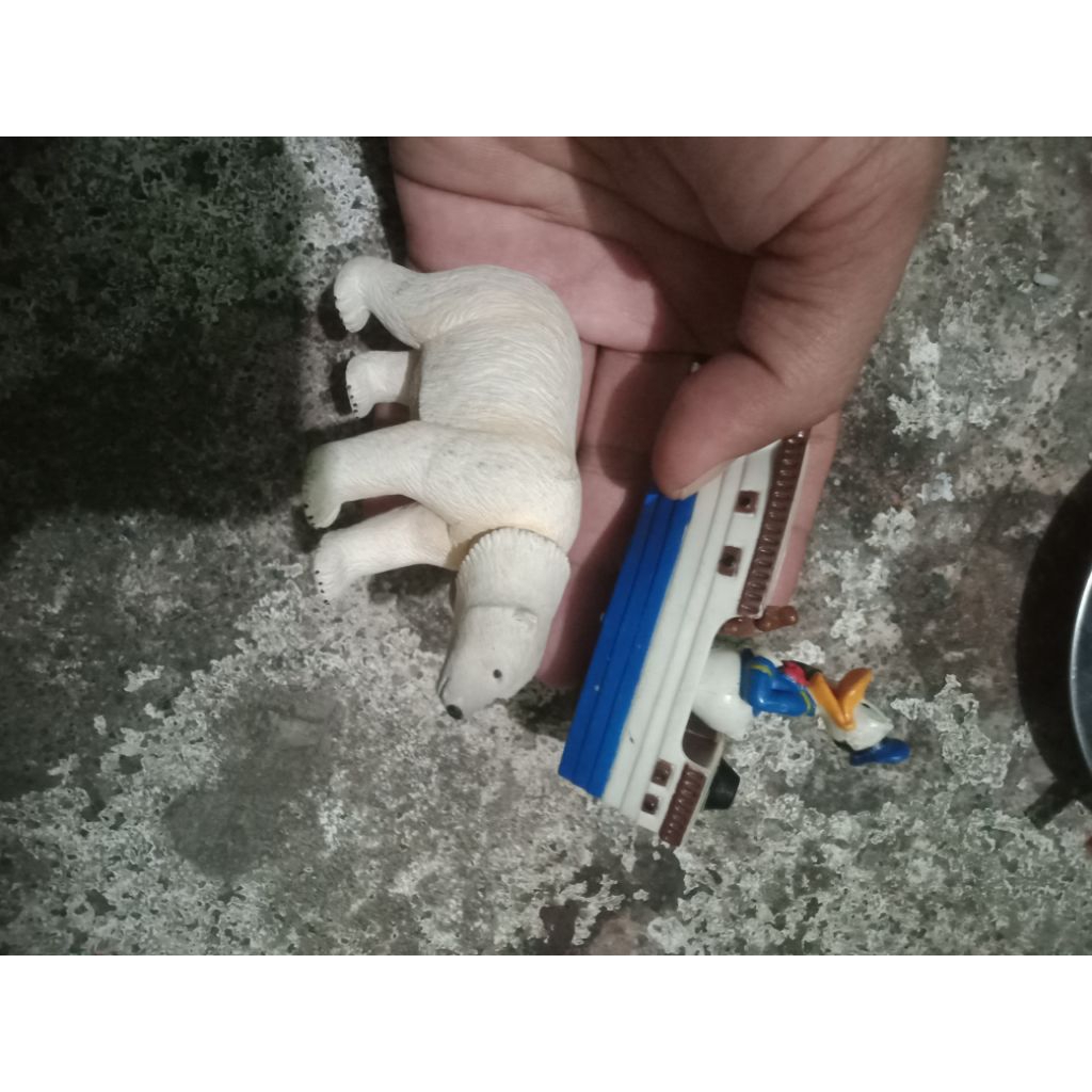 mainan animal artikulasi brand tomy