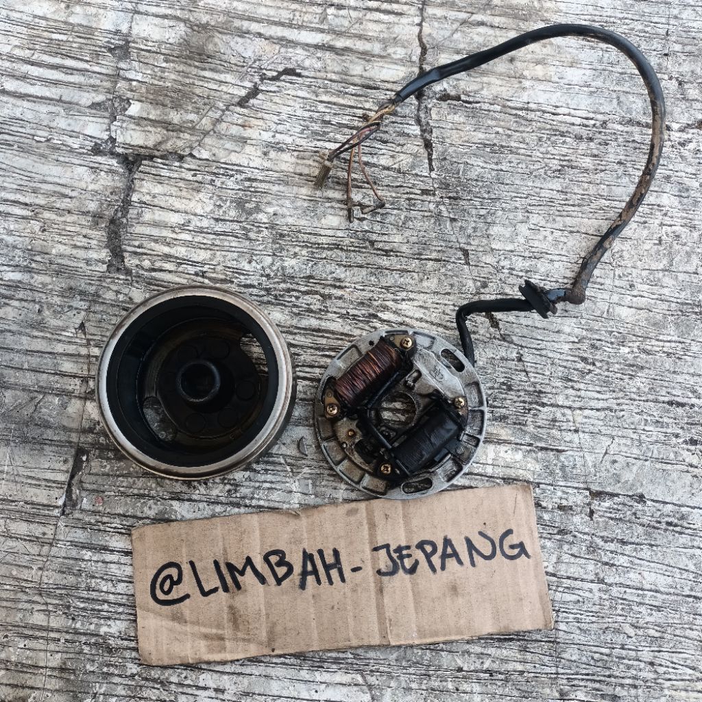 spul magnet suzuki trs 118 trz katana original second