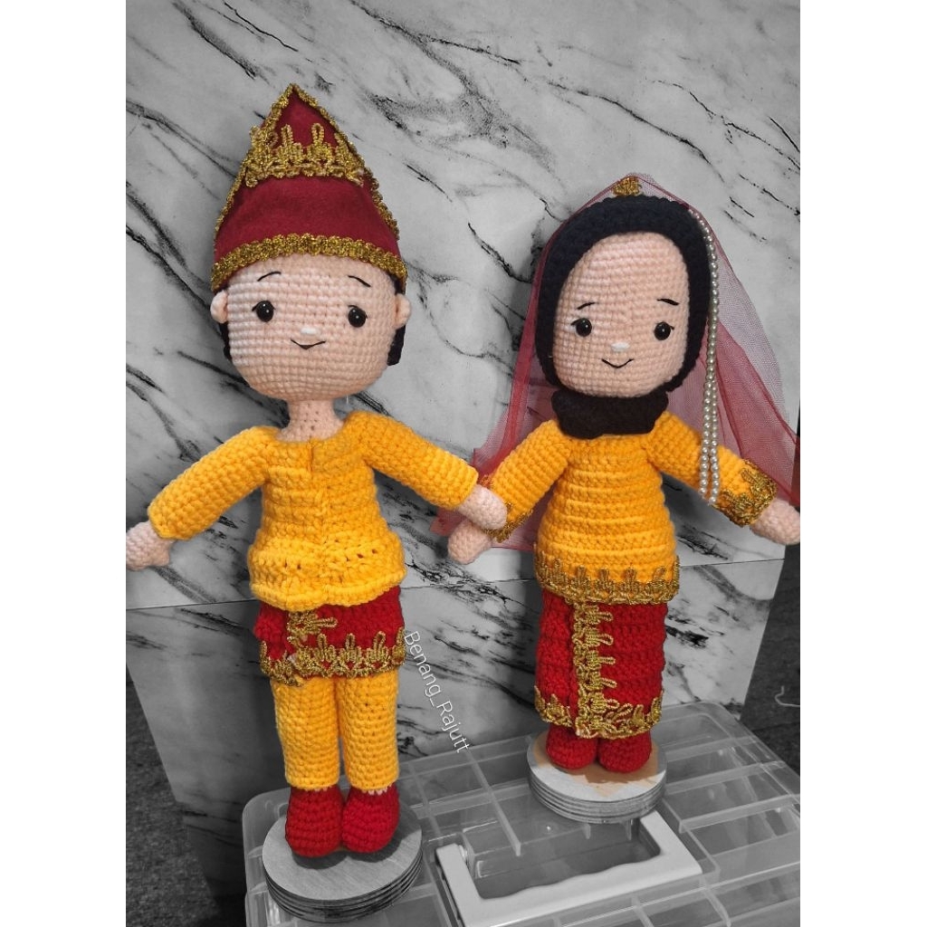 Oleh oleh khas Banjarmasin | Boneka rajut Nanang Galuh Banjarmasin