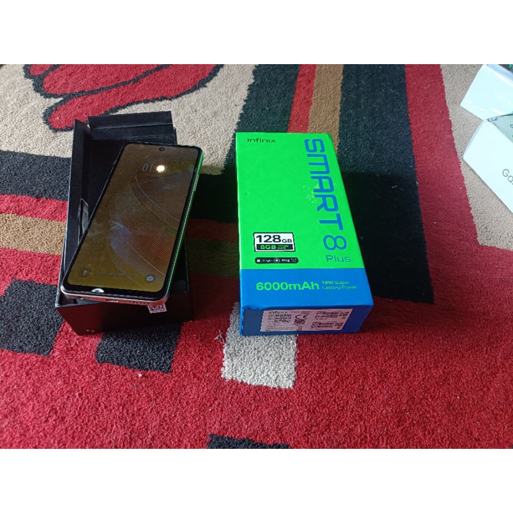 Infinix smart 8 plus ram 8/128gb baterai 6000mah segel no minus pakaian 8bulanan