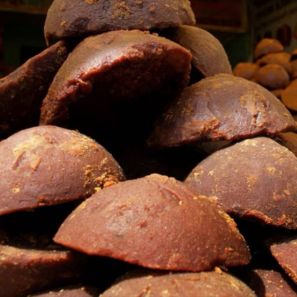 

Gula Aren Merah Premium - 1kg