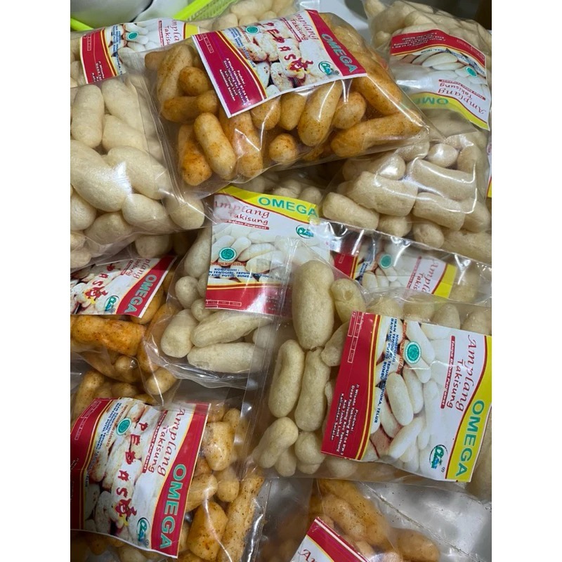 

Amplang OMEGA berat 45 gram (asli ikan tengiri original rasa pedas dan original)