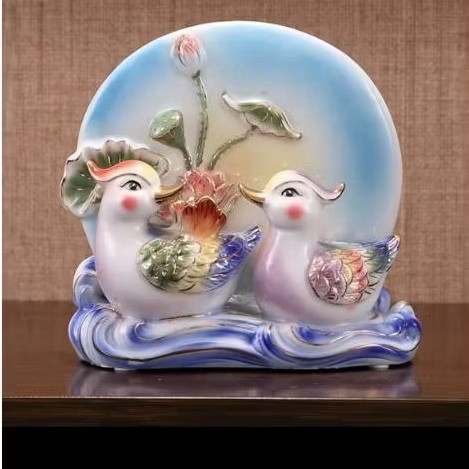 patung pajangan bebek mandarin