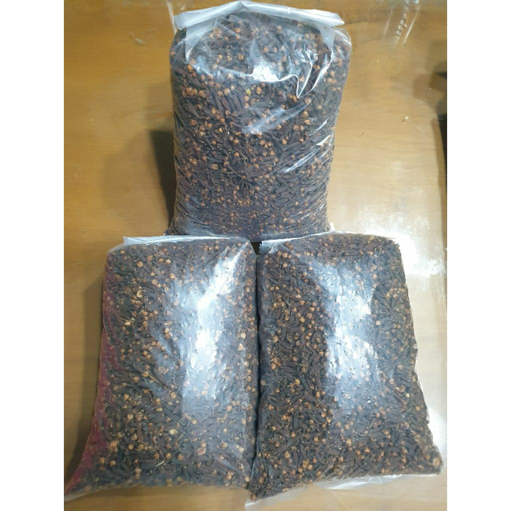

FRESH CENGKEH CENGKE CENGKIH KERING ISI 500gr