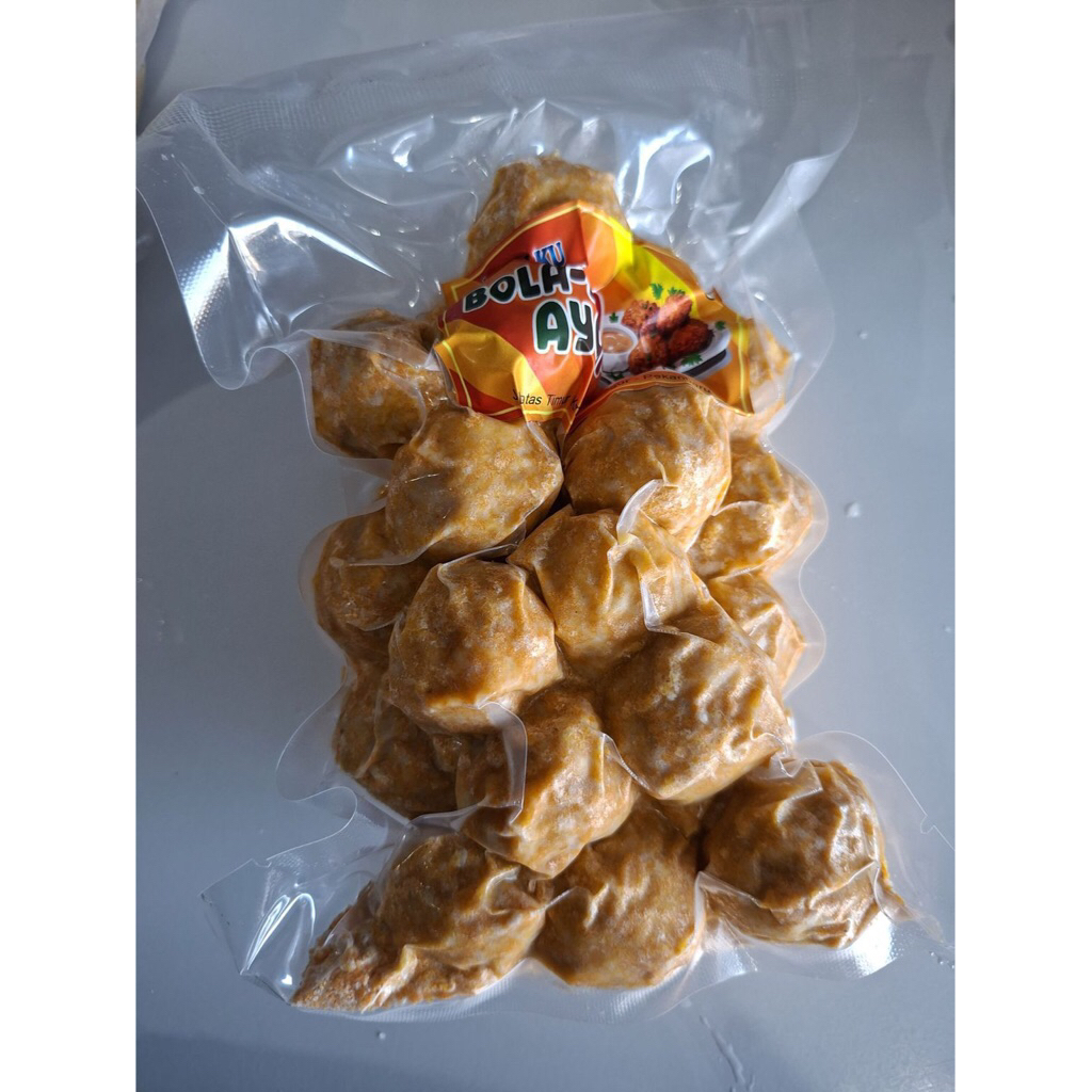 BOLA BOLA AYAM