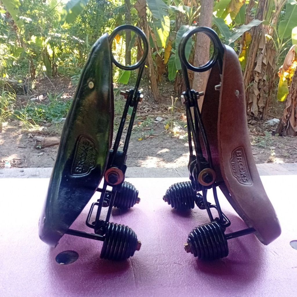 sadel Gelung sepeda ONTHEL BROOKS B 37 AS untuk semua jenis sepeda