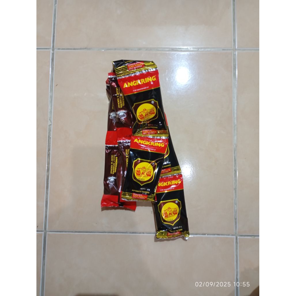

Kopi Tjap Angkring 30gram 1 Renceng Kopi Hitam Tjap Angkring 30gram 10pcc