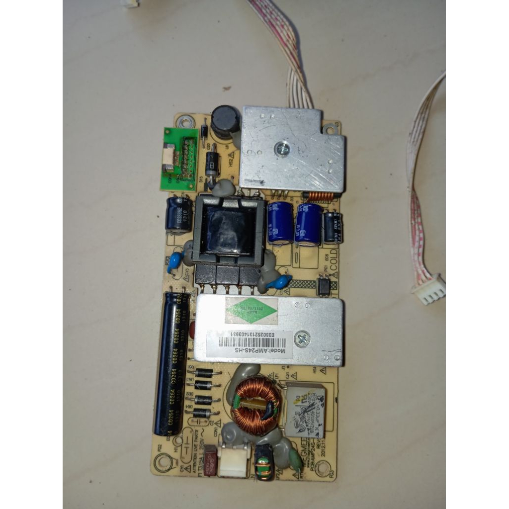 PSU tv polytron 24inch PLD24D552