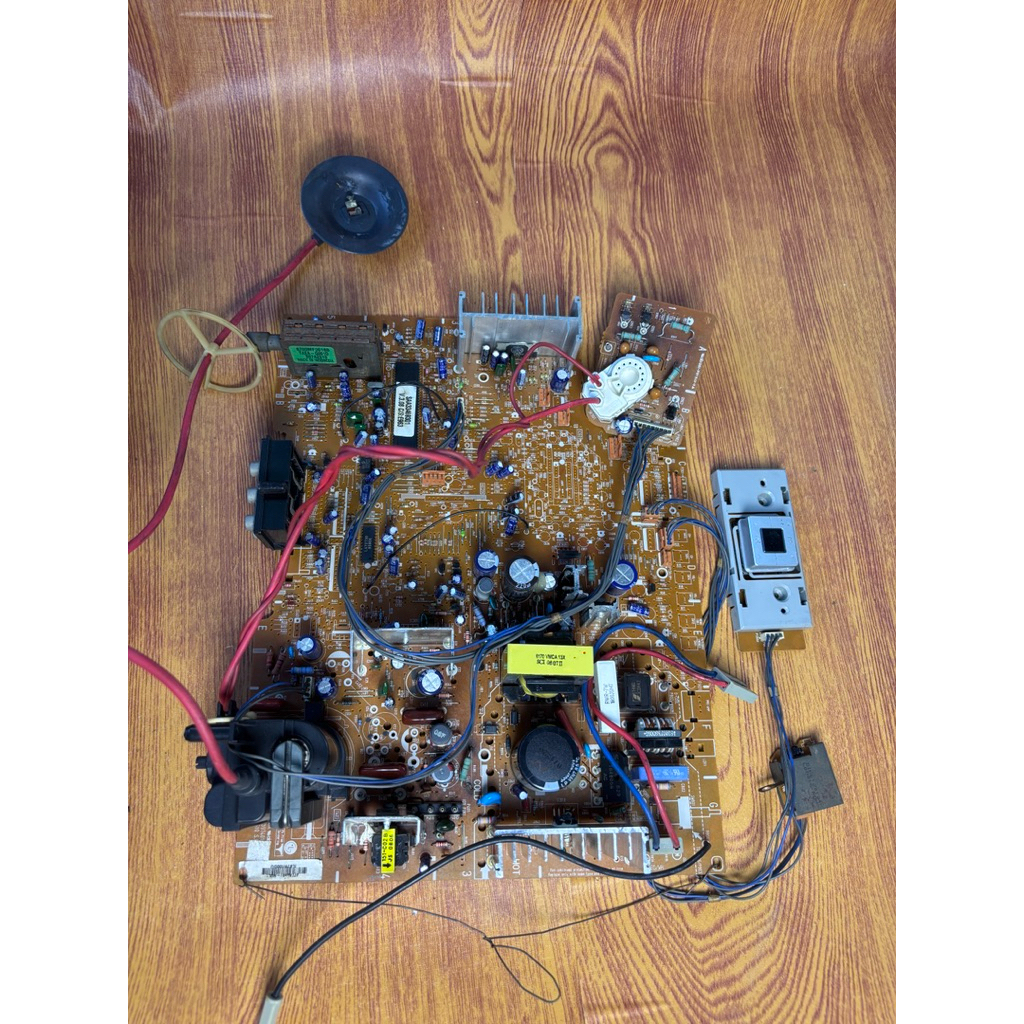 mesin TV tabung 21inch flat LG NORMAL siap pakai