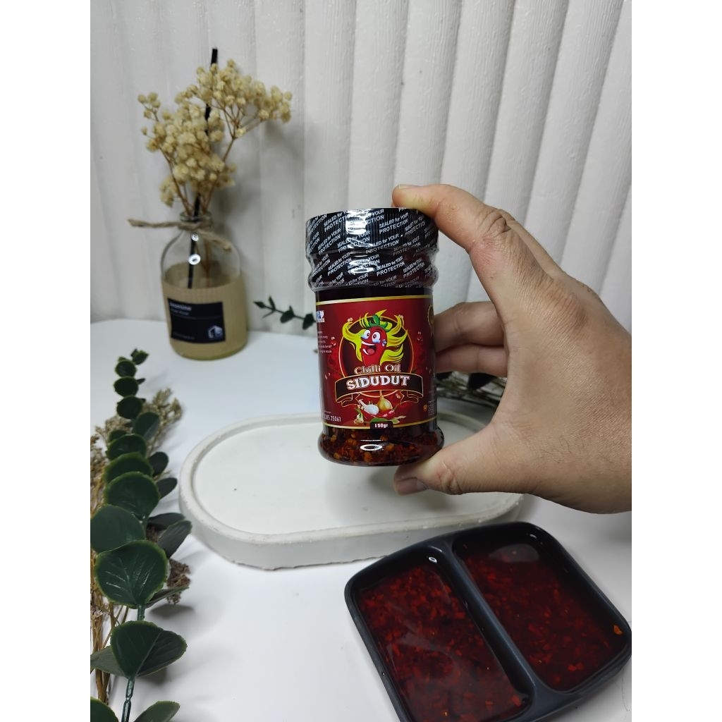 

CHILLI OIL PREMIUM/ SIDUDUT/ SAMBAL CABAI MINYAK /CHILLI OIL BAWANG/ CHILLI OIL GURIH HALAL/CHILLI OIL DIMSUM/CHILLI OIL CIRENG/ CABAI PEDAS GURIH NAMPOL 150GRAM PREMIUM, CABAINYA FULL GA BANYAK MINYAK