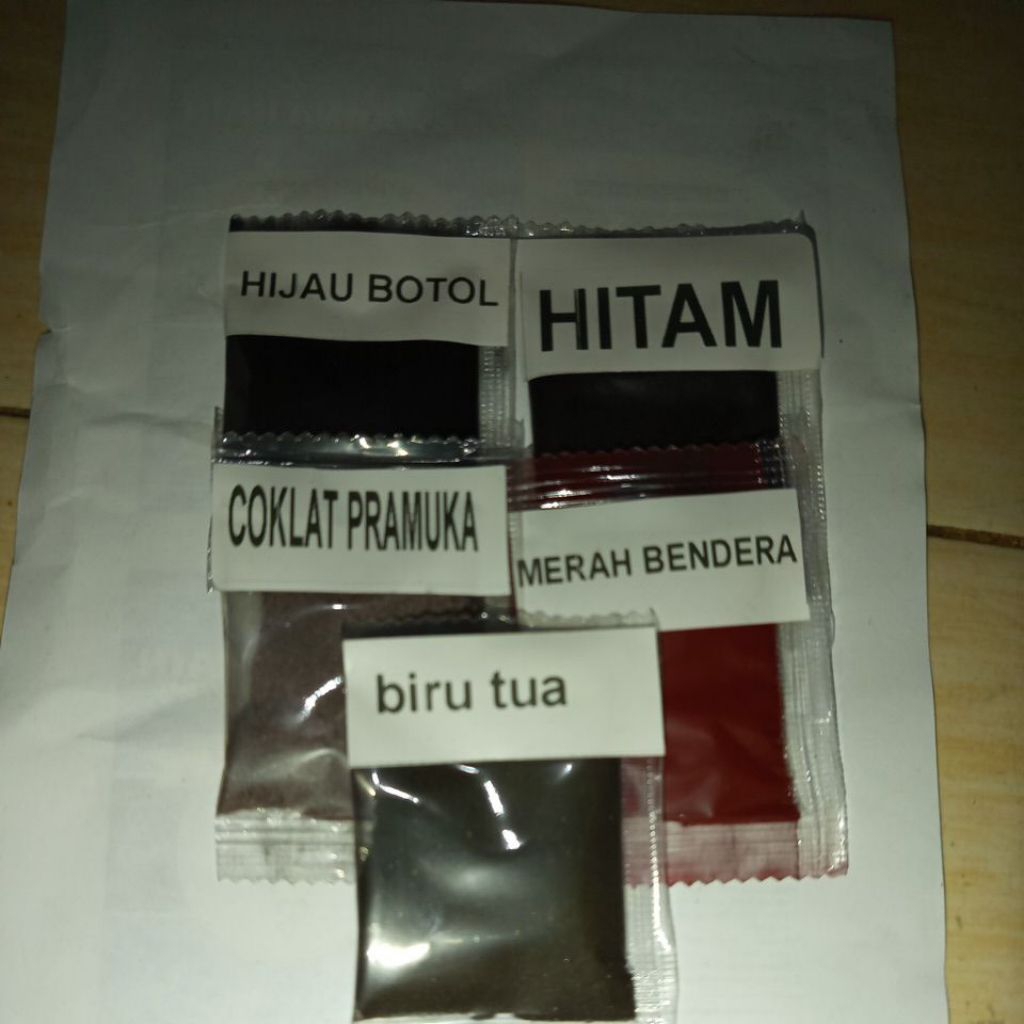 wantex pewarna kain kaos jaket celana saset cukup direndam pakai air mendidih.