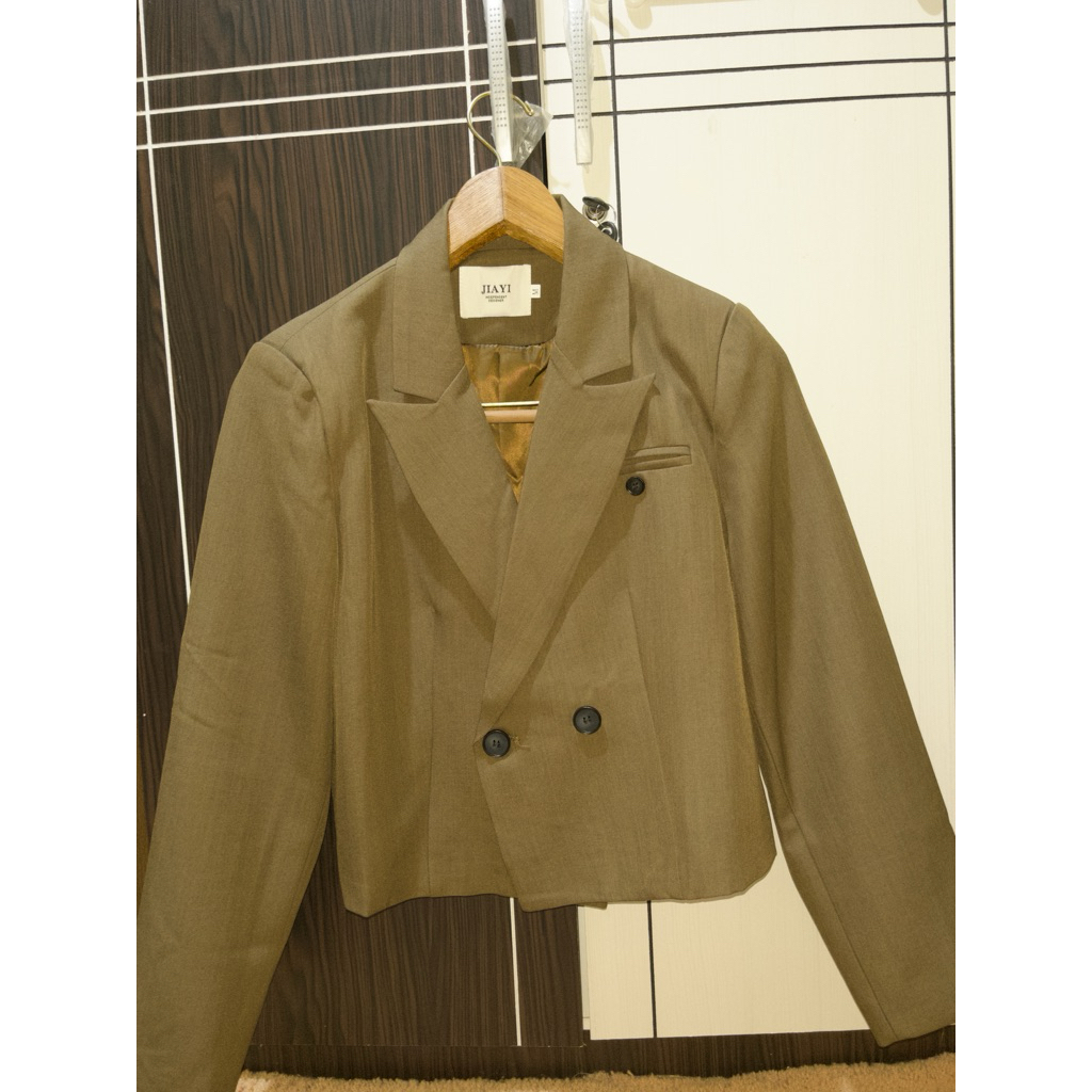 preloved blazer coklat