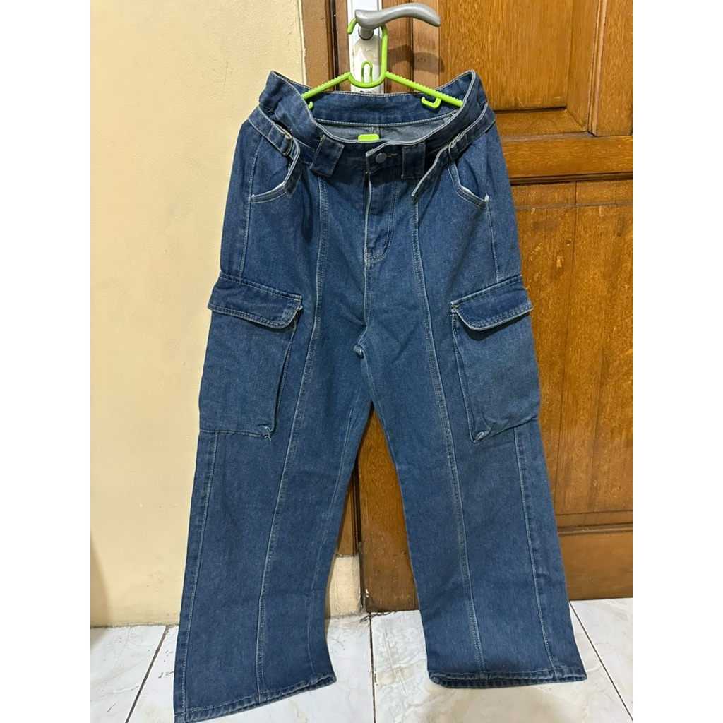 PRELOVED JEANS KARGO VIERLIN