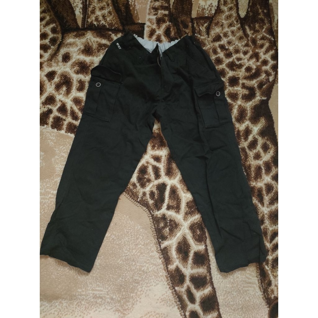 Celana Panjang Pria/Laki-Laki Hitam Formal Quicksilver Pinggang Karet