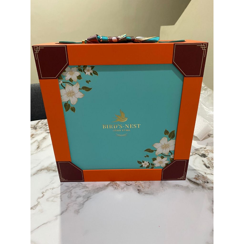 

Premium Kotak Hampes Gift Box Goodie Bag Kotak Botol Walet Birds Nest Botol Minuman Walet