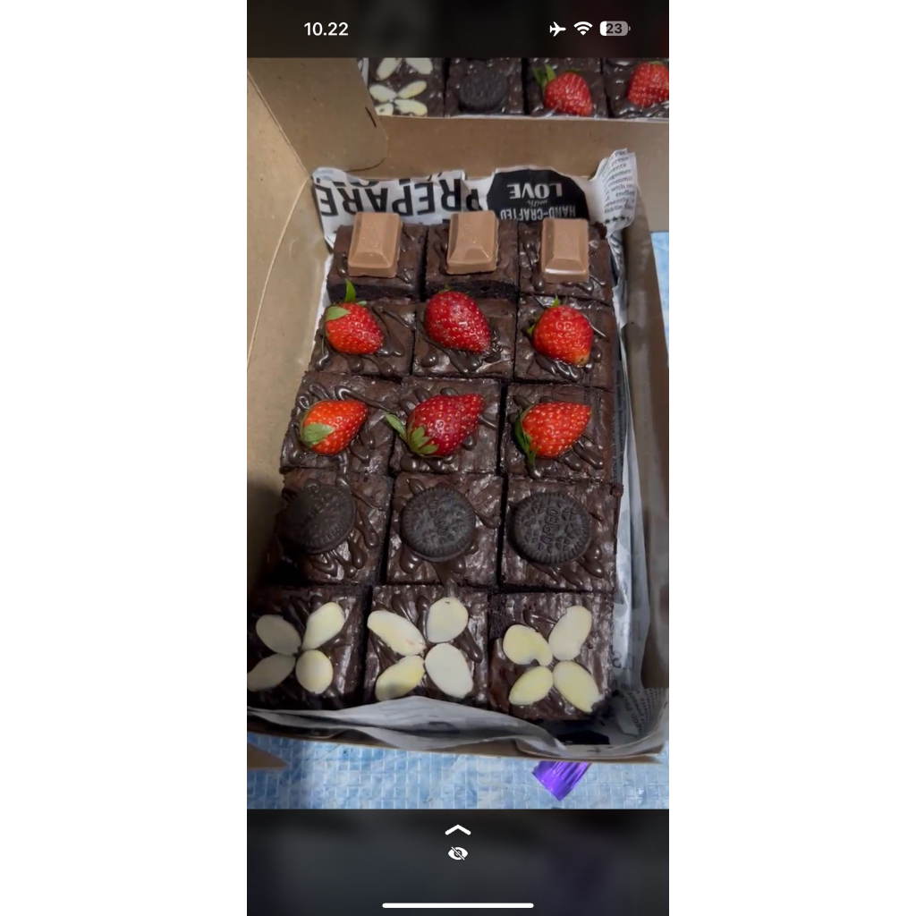 

Brownies Mix Topping20x10