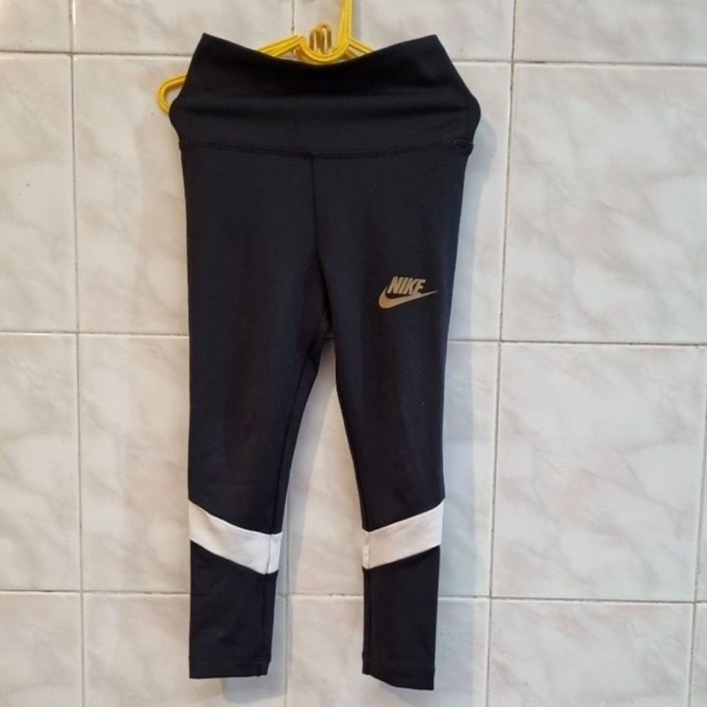PRELOVED CELANA PANJANG ANAK CEWEK NIKE