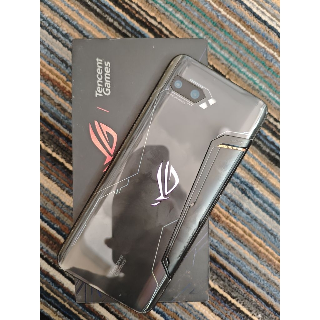 asus rog phone 2 8/128 hp dus minus cek dekripsi