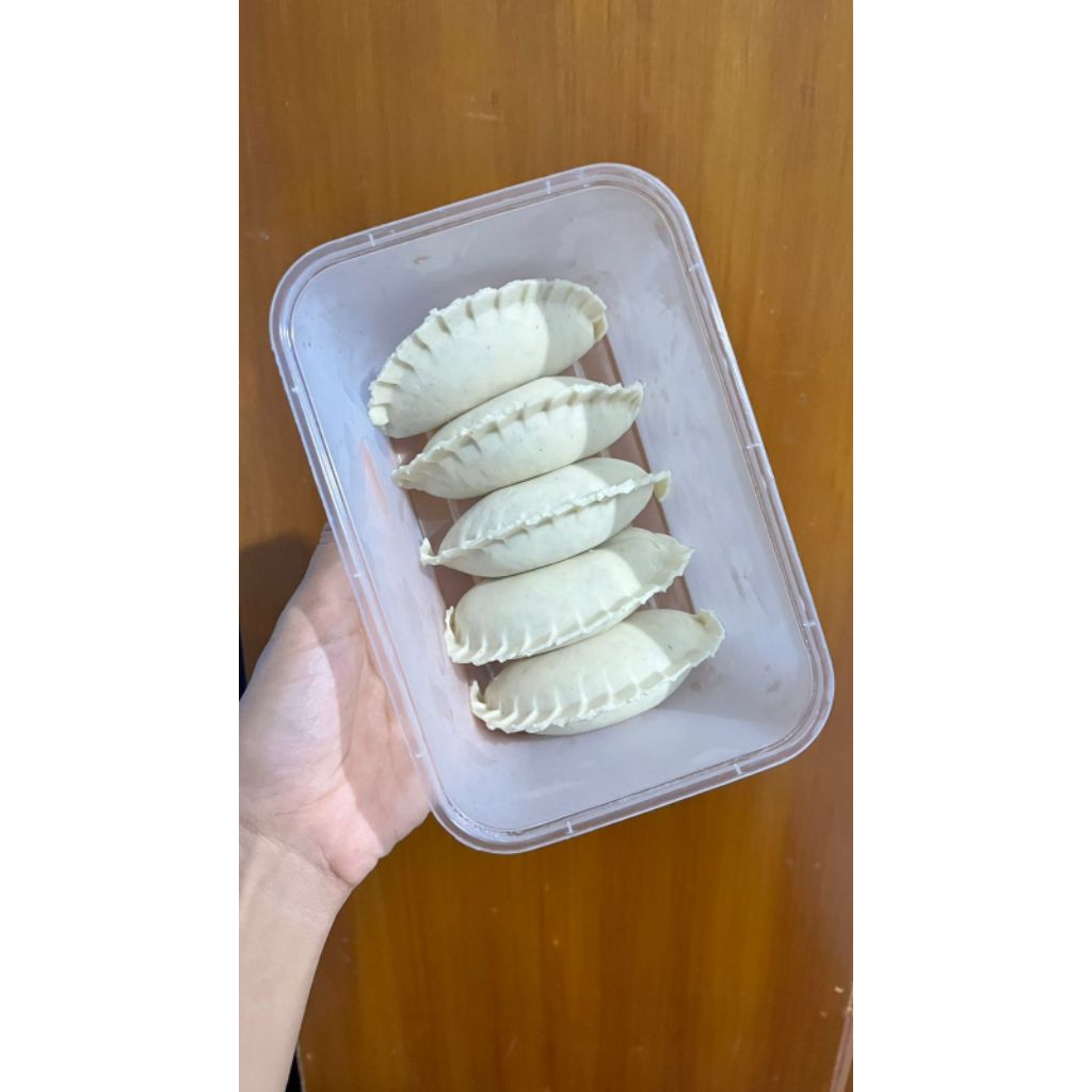 

Cireng Jumbo Aneka Rasa (Ayam Suwir, Bakso Pedas, Keju) – Siap Goreng