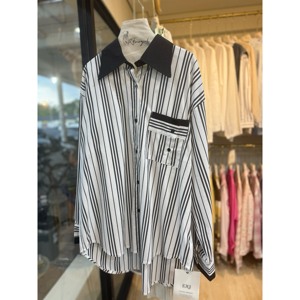 mono oversized shirt