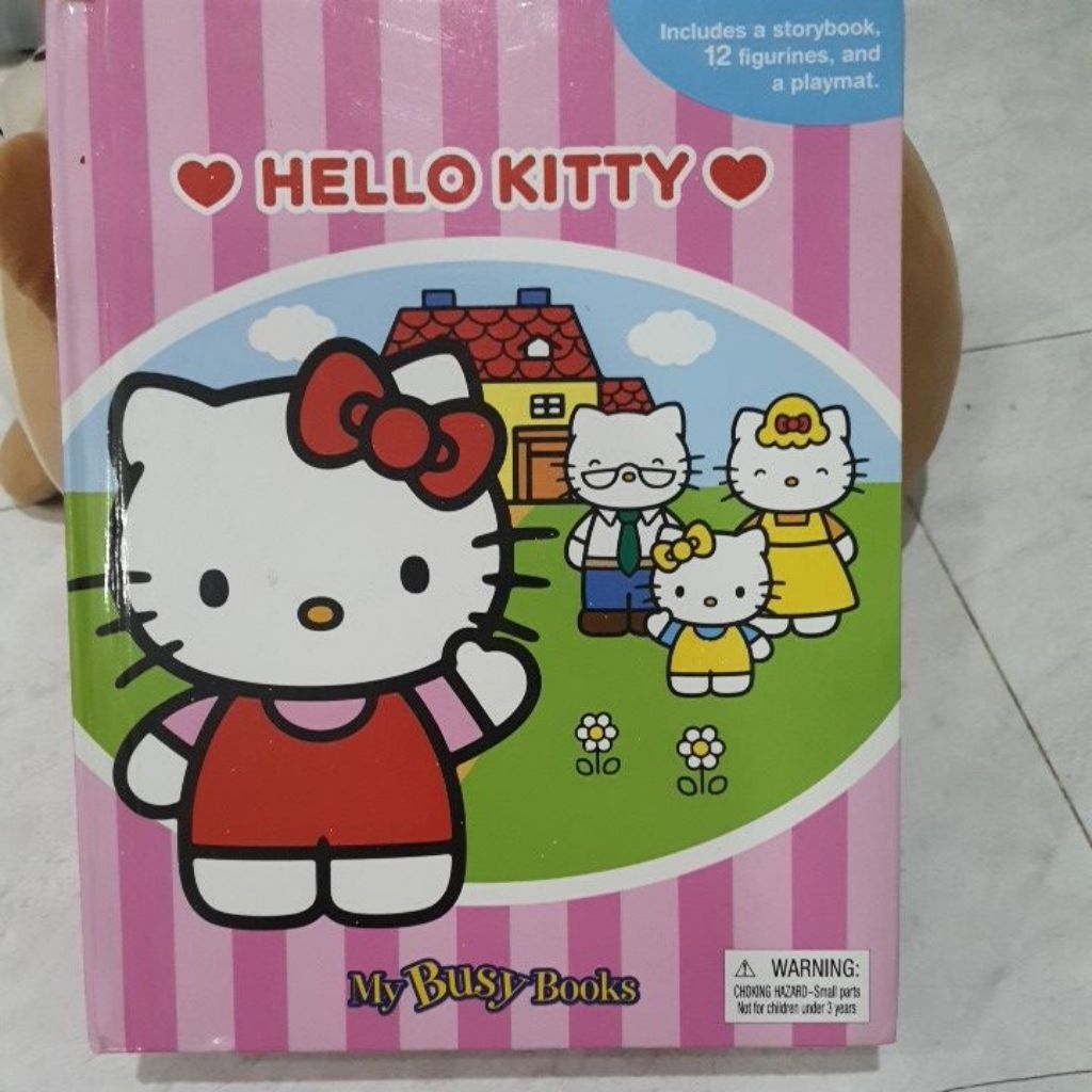 (PRELOVED) My busy book. HELLO KITTY with figure
