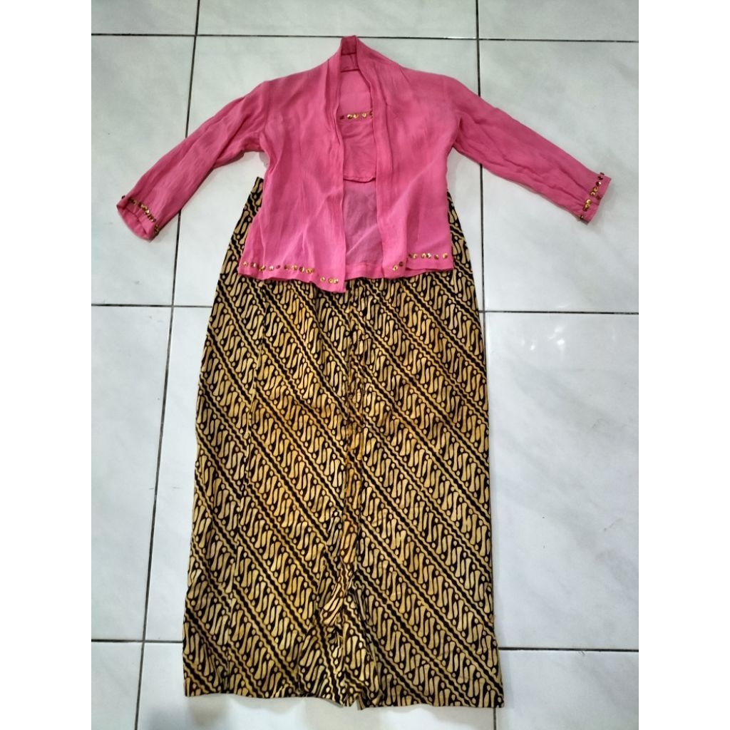 Preloved Stelan Kebaya Rok Wiru Batik Anak