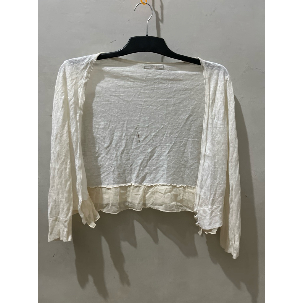 PRELOVED OUTER semi crop by Jigott