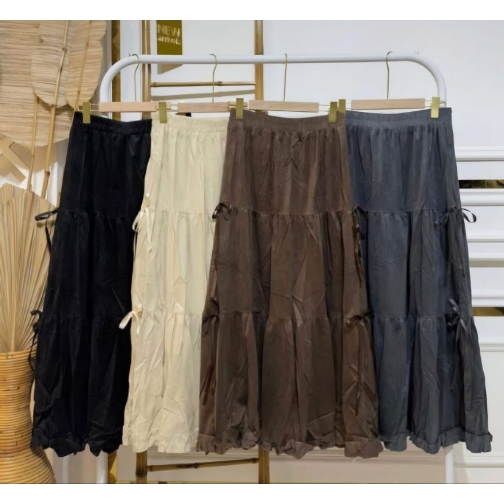 ROK PANJANG WANITA SUEDE / ROK BAHAN SUEDE | LILLYCHILI