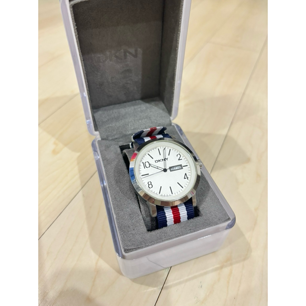 Jam tangan DKNY- Preloved
