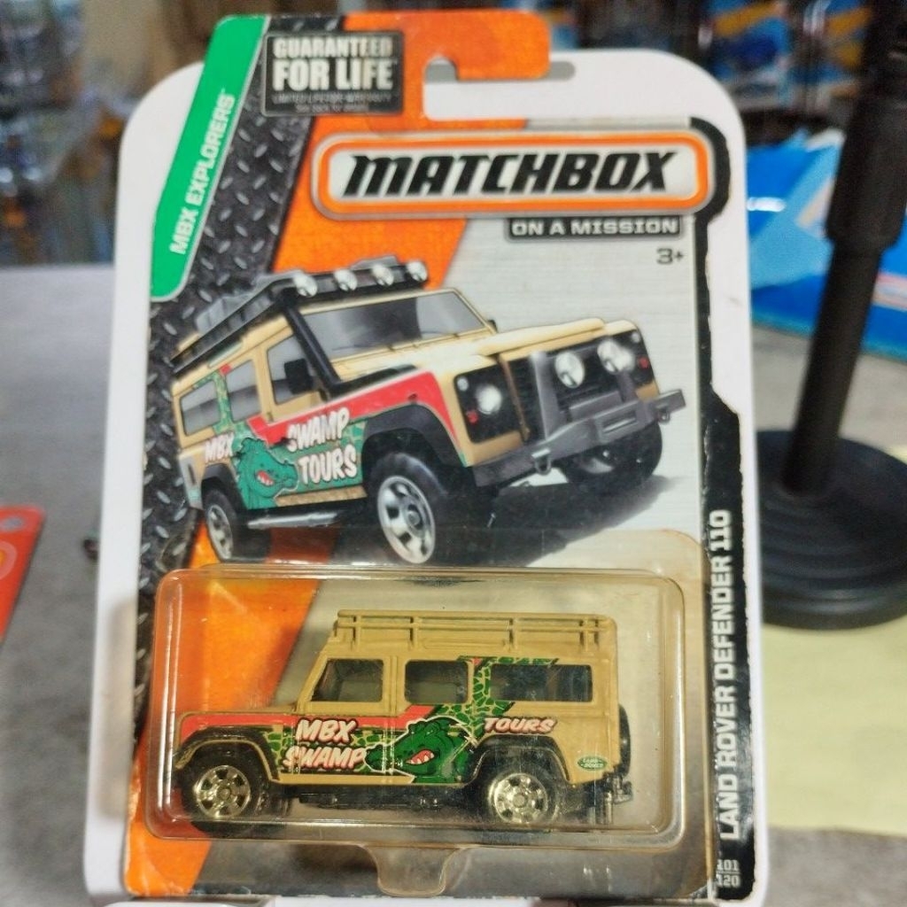 MATCHBOX LAND ROVER DEFENDER 110